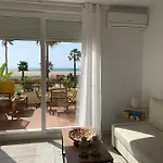Front Atico Wifi Apartamento